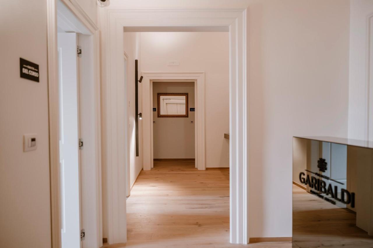 Palazzo Garibaldi - Boutique Suites Barletta Eksteriør bilde